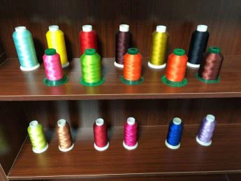 Polyester Paj Ntaub Xov / Filament Xov Paj / Polyester Xov Paj